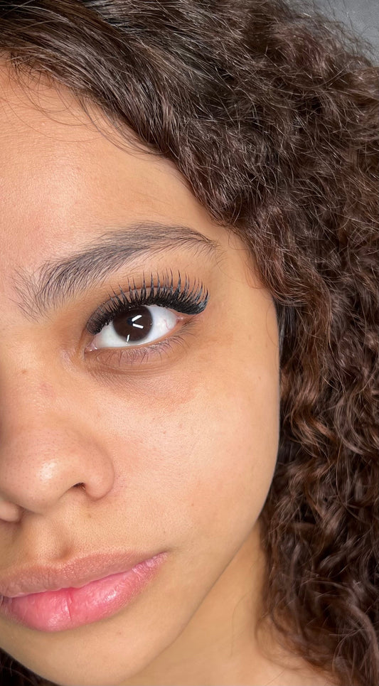 Cómo crear un efecto Lami Lashes