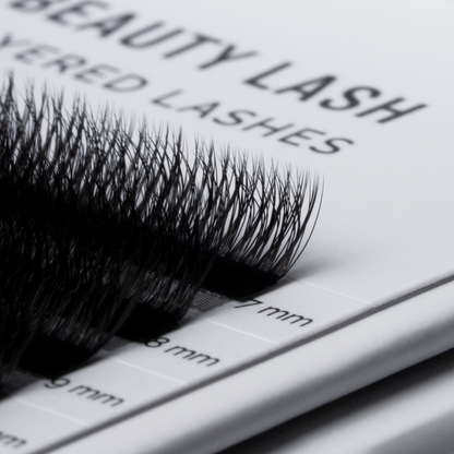 Double Layered Lashes — Extensiones de pestañas con doble capa